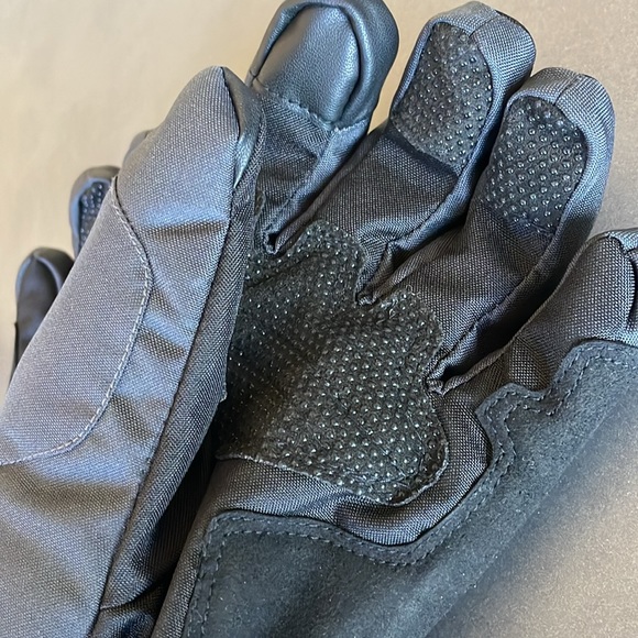BRAND NEW Squall Heated Gloves - Picture 14 of 16